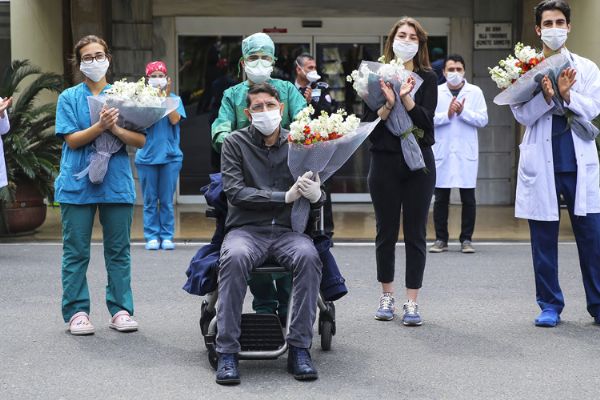 Dünya genelinde 5 milyon hasta koronavirüsü yendi