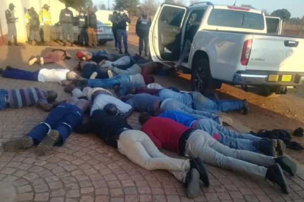 Johannesburg'da kiliseye silahlı baskın