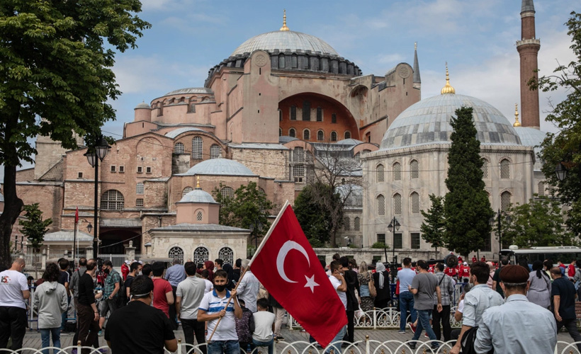 AYASOFYA da  5 FARKLI ALANDA NAMAZ KILINACAK