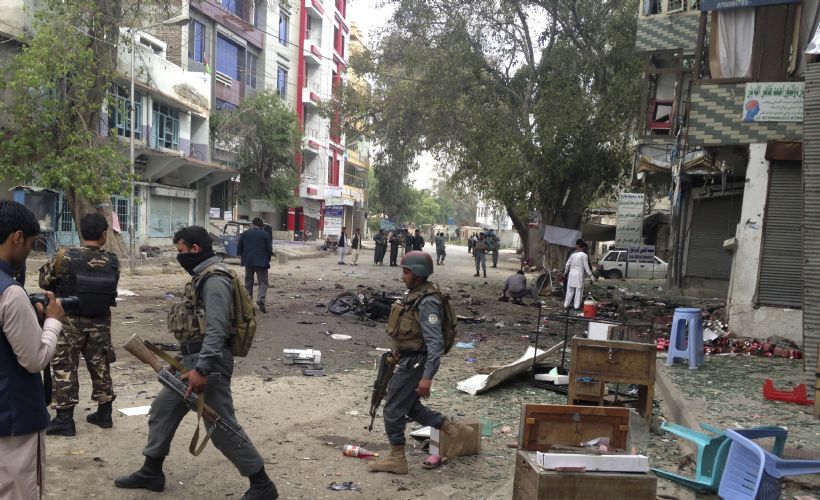 Afganistan'da patlayıcı yüklü araçla saldırı