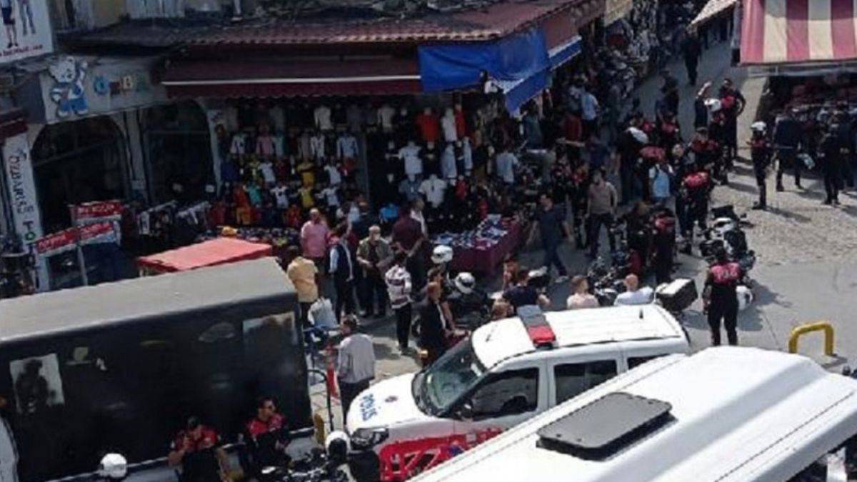 BEYAZIT'TAKİ ÇATIŞMA  NEDENİ TÜKÜRÜKMÜŞ!