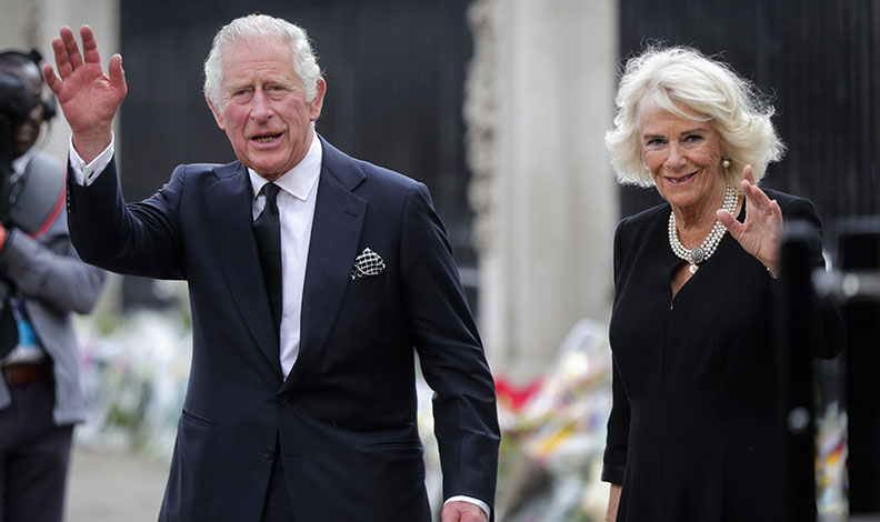 İngiltere kralı 3. Charles oldu