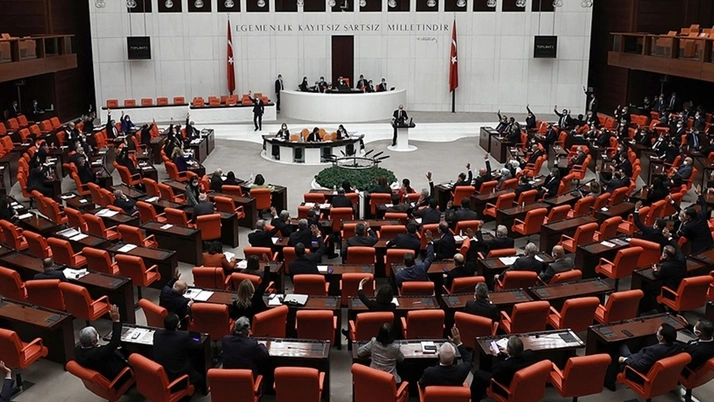 Cemevleri ve Maden şehidi yakınları düzenlemesi meclisten geçti