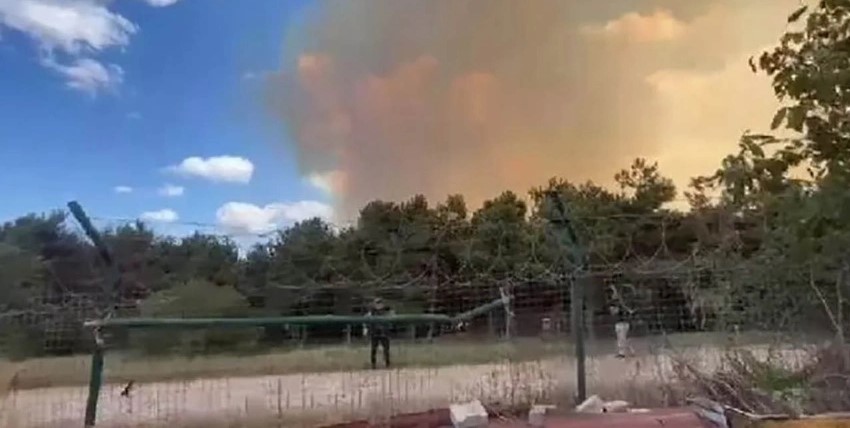 İstanbul Sultangazi'de yangın 