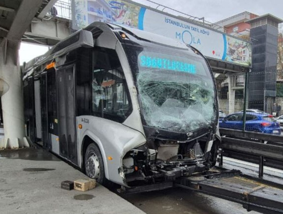 İstanbul Avcılarda Metrobüs Kazası