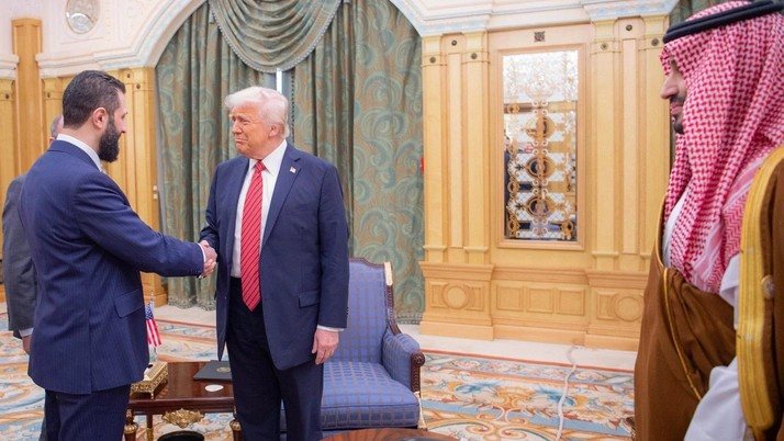 Trump Şara ile Görüştü