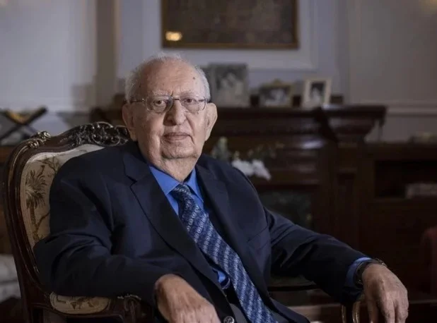 Hüsamettin Cindoruk vefat etti