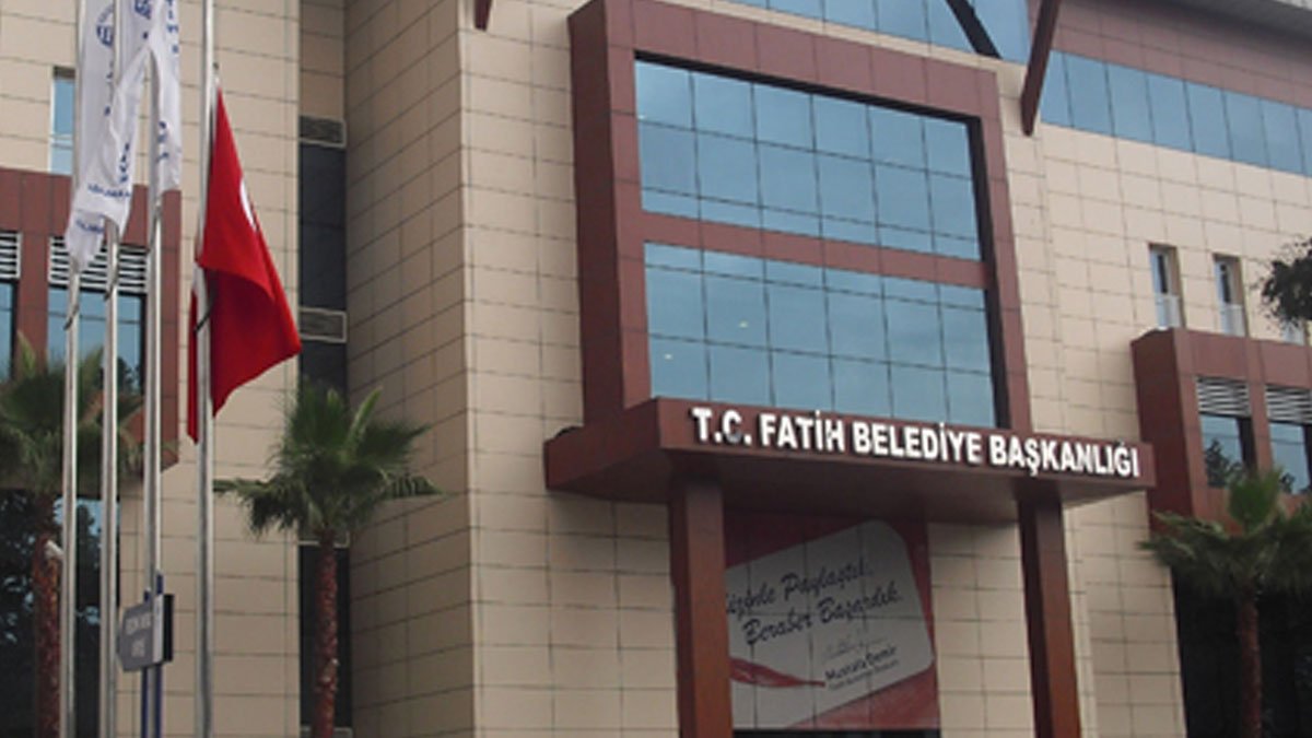 Fatih Belediyesi’ne İki