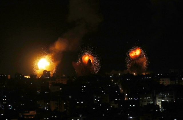 İsrail Gazze ve Lübnana saldırı